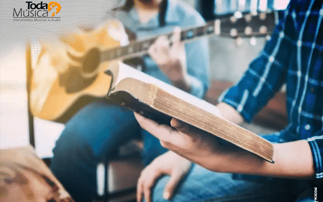 tocar-na-igreja-toda-música